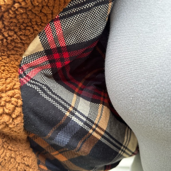 Maurice’s XXL Teddy Jacket - Picture 7 of 8